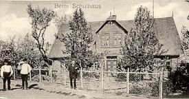 1911 Gebäude der  Volksschule Averfleth in der Gemeinde Neuendorf bei Wilster