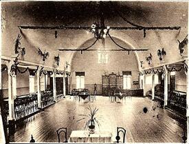 1904 Festsaal im Etablissement Centralhalle an der Schmiedestraße in der Stadt Wilster