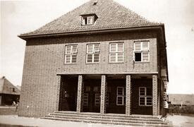 1951 Sommerlager der Mittelschule Wilster in List auf Sylt - ehemalige Kaserne als Unterkunft