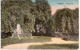 1918 Stadtpark -  Denkmal für den Dichter Johann Meyer in der Stadt Wilster