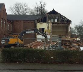 2016 Abbruch der Gebäude der ehemaligen Mittelschule Wilster