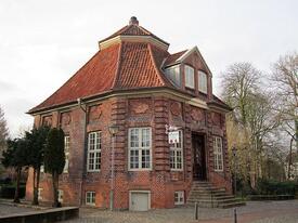 Trichter - historisches Gartenhaus in der Stadt Wilster