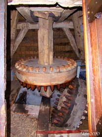 Schöpfwindmühle Honigfleth -
Kraftübertragung vom Spillrad auf die Archimedische Schnecke