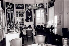1965 Gaststätte Trichter in einem historischen 1777 erbauten Gartenhaus aus der Zeit des Rokoko