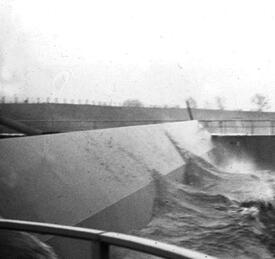 1976 Sturmflutsperrwerk Stör besteht Bewährungsprobe - Sturmflut vom 03. Februar 1976