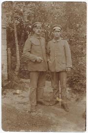 1916 im I. Weltkrieg
Unteroffizier Max Gloyer aus der Wilstermarsch
mit einem Kameraden