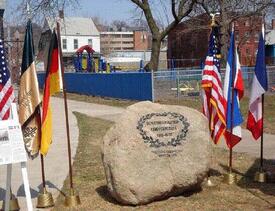 2008 Davenport, Iowa, USA - aufgestellter Gedenkstein zur Erinnerung an die Schleswig-Holsteinische Erhebung 1848