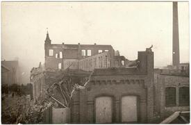 1907 Ruinen der Lederfabrik Falk & Schütt in der Stadt Wilster nach der Brandkatastrophe