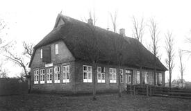 1925 Gebäude der damaligen Schule Dammfleth