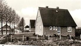 1964 Wewelsfleth - Polizeiposten an der Straße Dammducht