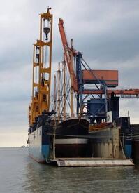 02.08.2017 Windjammer PEKING auf dem Dockschiff COMBI DOCK III