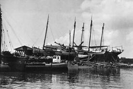 1934 Beidenfleth an der Stör - Schiffe bei der Peters Werft