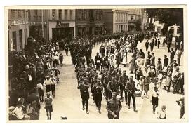 1933 Aufmarsch auf dem Marktplatz in der Stadt  - Musikkorps der SA