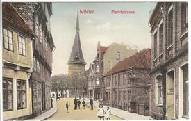1907 Marktstraße, Altes Rathaus , St. Bartholomäus Kirche in der Stadt Wilster