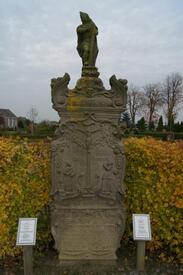 Grabmal von 1665 für den Wilsteraner Archidiakon Michael Boje und dessen Ehefrau Margaretha Bojen