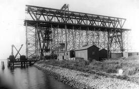 1914 - 1920 Bau der Hochbrücke Hochdonn - Errichtung der Kragträger