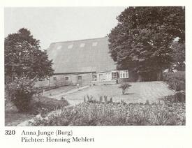 Hof 320 entsprechend dem Buch „Die Bauernhöfe der Wilstermarsch im Bild“
