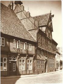 1950 Altes Rathaus und Altes Balkenhaus an der Straße Op de Göten in der Stadt Wilster