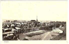 1930 Blick von Nordosten auf die Stadt Wilster