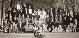 1936 Theateraufführung - Schüler der Mittelschule Wilster
