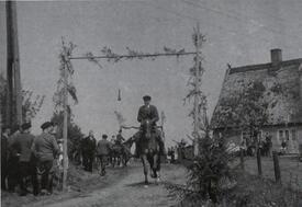 1948 Ringreiten in Fockendorf an der Grenze zwischen Deidenfleth und Dammfleth
