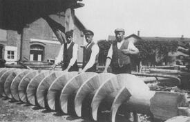 1935 Bau einer Archimedischen Schnecke für eine Schöpfmühle in der Wilstermarsch