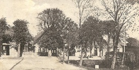 1912 Wewelsfleth in der Wilstermarsch
Einmündung der Fährzufahrt in die Straße Deichreihe