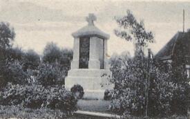 1933 Kriegerdenkmal in Beidenfleth an der Stör