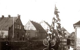 1911 Wilsterau am Audeich vor der Schott-Brücke