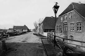 1870 Schott Brücke und Krumwehl in der Stadt Wilster