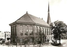 1955 nordöstliche Ansicht der Kirche St. Bartholomäus zu Wilster
