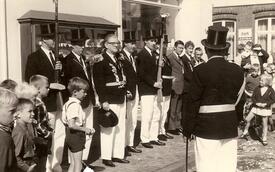 1967 Einholen des Königs der Bürger-Schützen-Gilde der Stadt Wilster