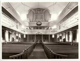 1920 Innenraum der St. Bartholomäus Kirche, Turmseite