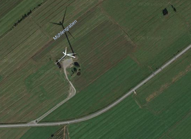 Windkraftanlage am Standort des ehemaligen Gehöfts Rehburg in Nortorf in der Wilstermarsch